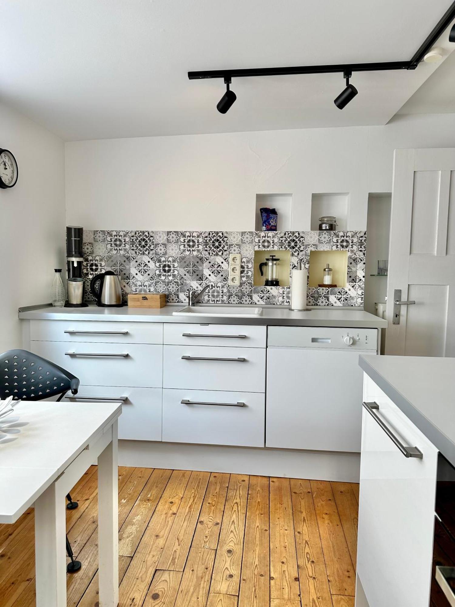 Schoenes City-Apartment Mit 2 Schlafzimmer, Parkplatz, Ruhig Und Hell, D46-Dg Oldenburg Zewnętrze zdjęcie