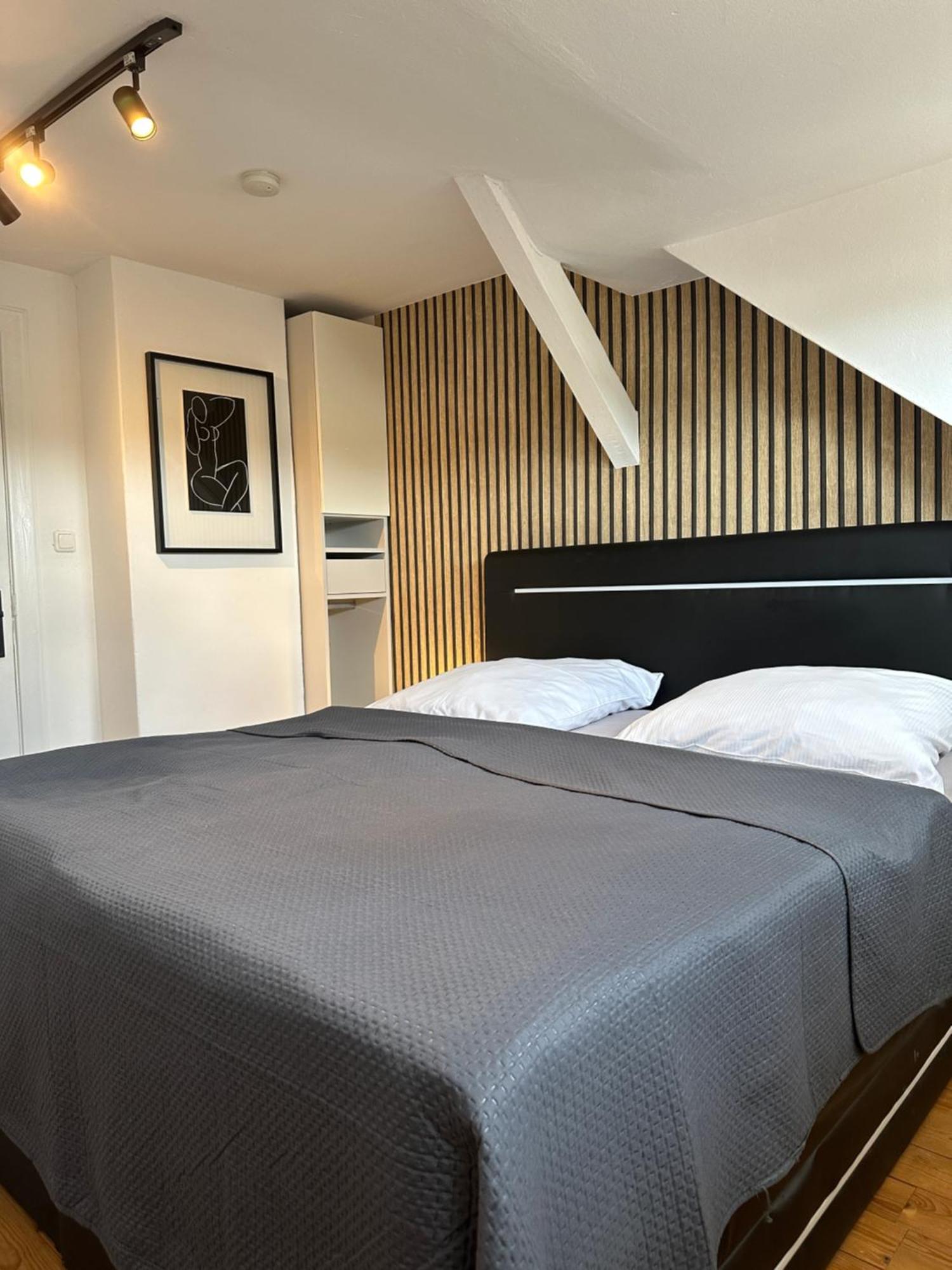 Schoenes City-Apartment Mit 2 Schlafzimmer, Parkplatz, Ruhig Und Hell, D46-Dg Oldenburg Zewnętrze zdjęcie